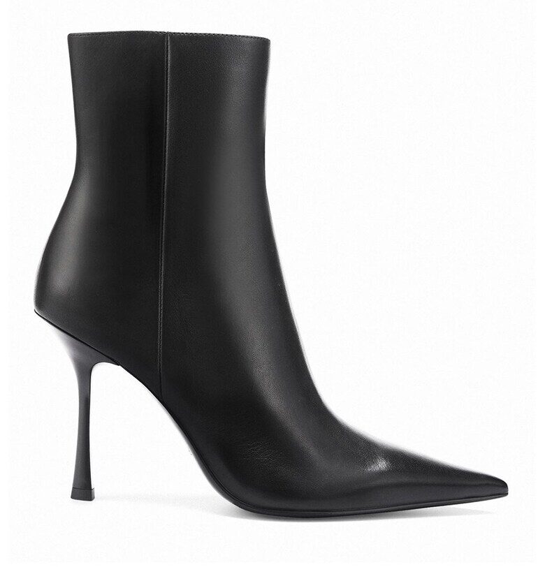 Заострени боти с котешки ток - Черен Potamy