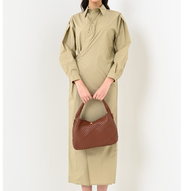 Застъпена памучна рокля - Бежов Attic and Barn