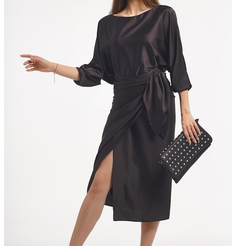 Застъпена рокля с шлиц отпред - Черен CAMISSI