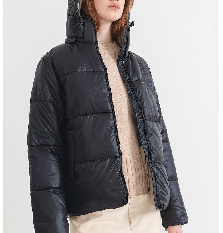 Зимно влагоотвеждащо яке с качулка - Черен Pepe Jeans London