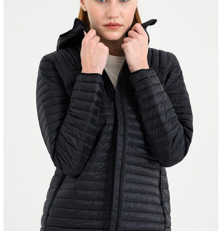 Зимно яке Broad Peak за хайкинг - Черен Mammut