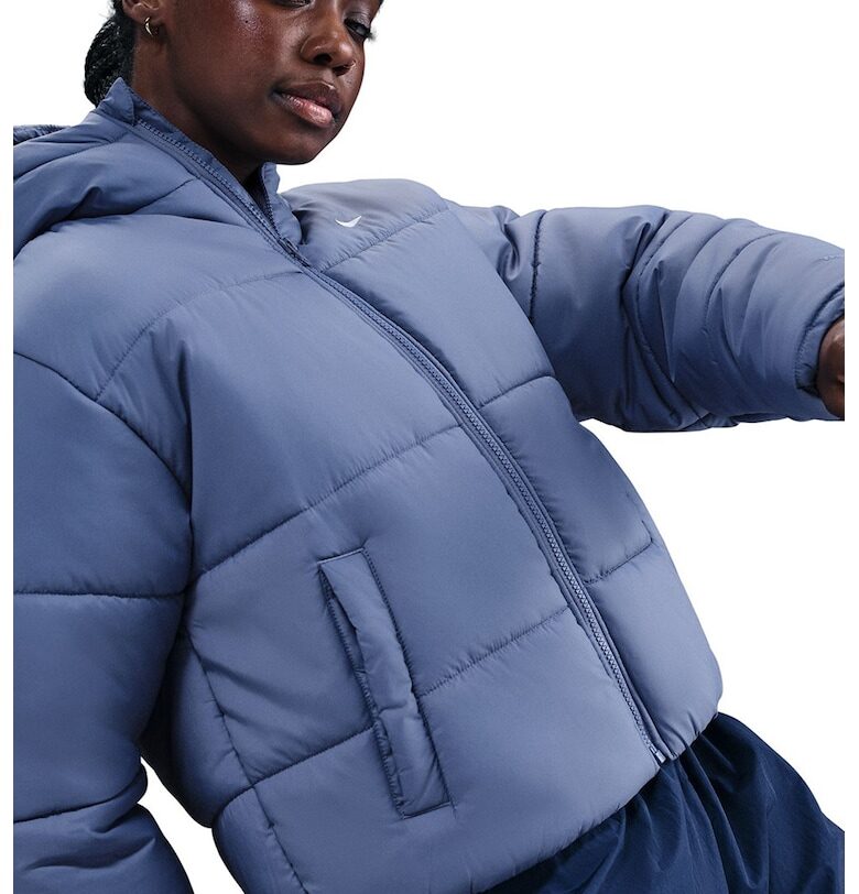 Зимно яке Therma-FIT с качулка - Пастелносин Nike