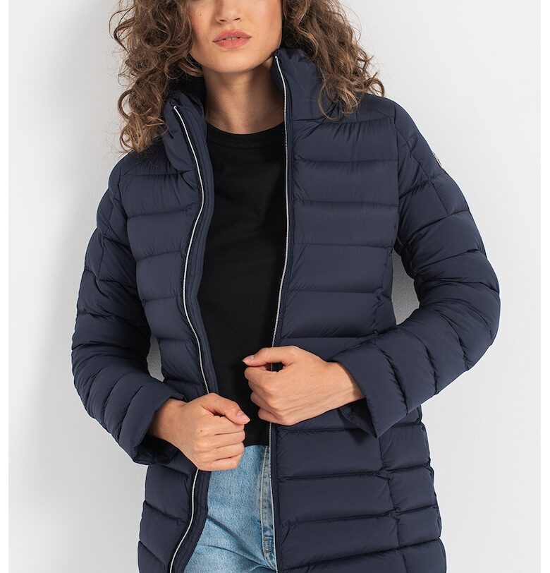 Зимно яке с висока яка и пухена вата Colmar