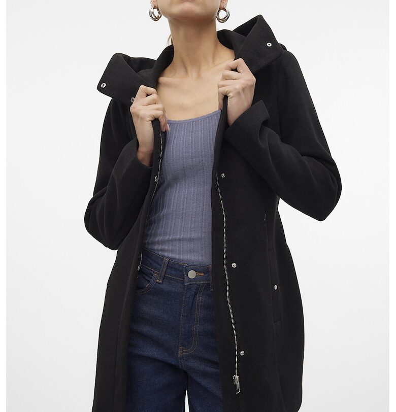 Зимно яке с качулка - Черен Vero Moda