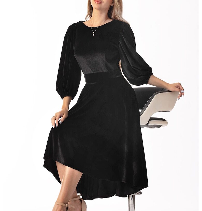 Кадифена асиметрична рокля с бухнали ръкави CAMISSI