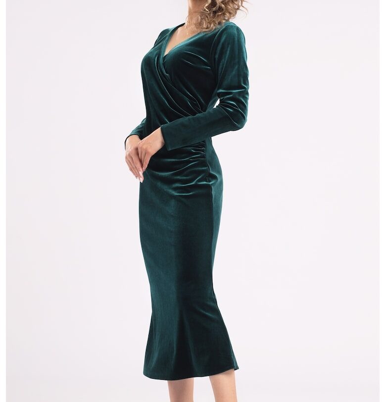 Кадифена миди рокля със застъпено деколте - Зелен CAMISSI