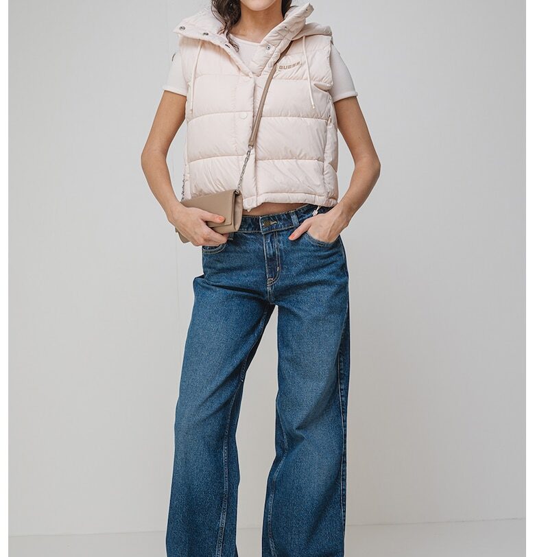 Капитониран фитнес елек - Бежов GUESS