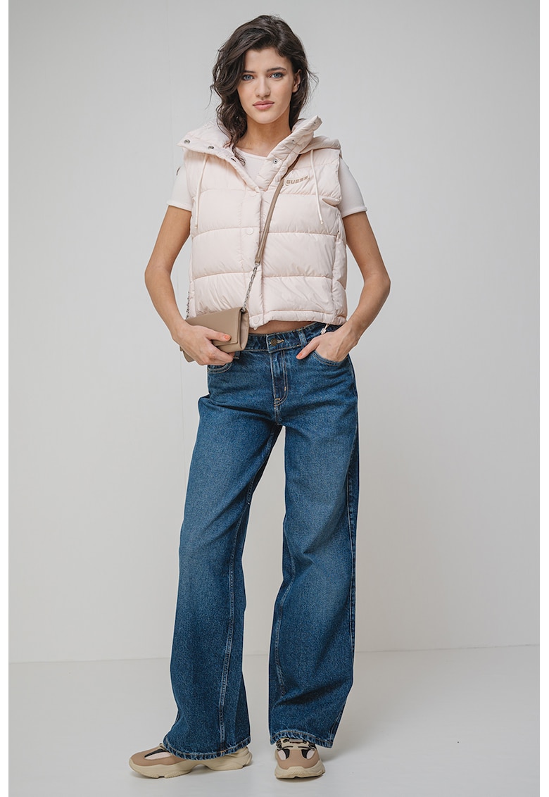 Капитониран фитнес елек - Бежов GUESS