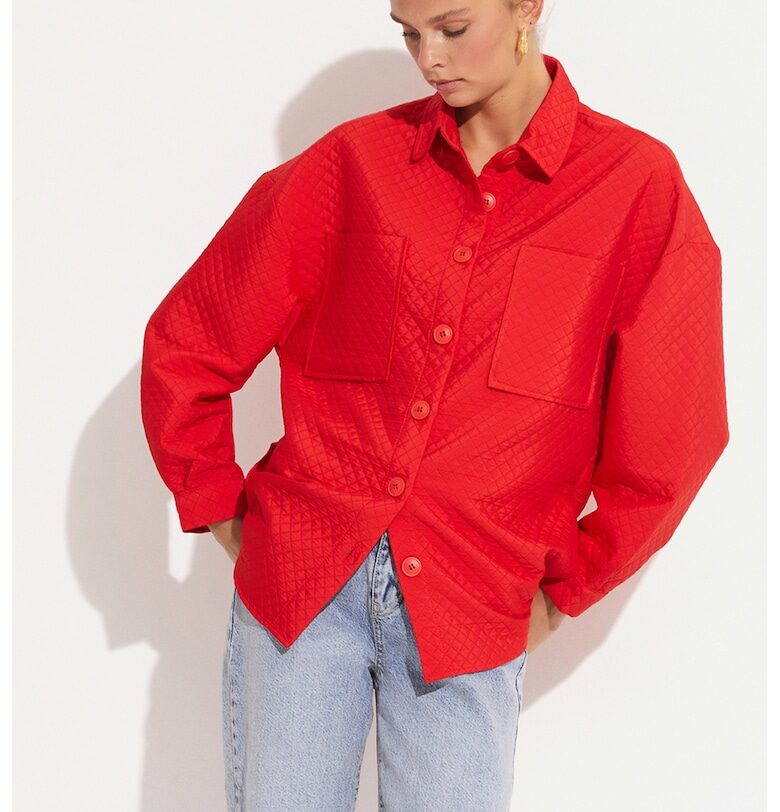 Капитониран шакет - Червен June