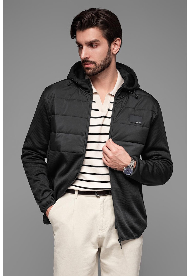 Капитонирано яке с качулка - Черен OMBRE