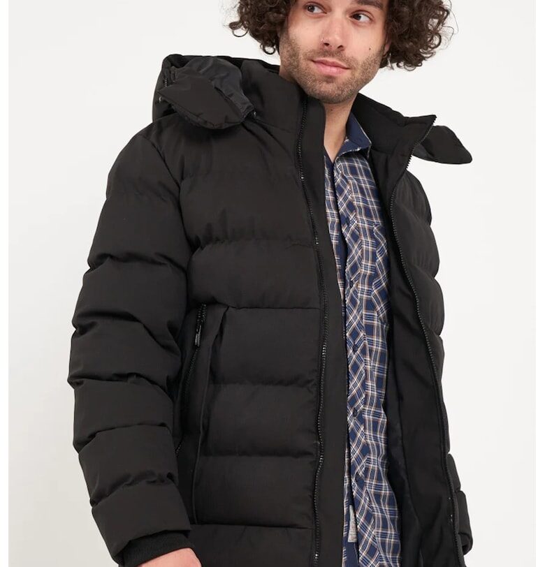 Капитонирано яке с качулка - Черен Timeout