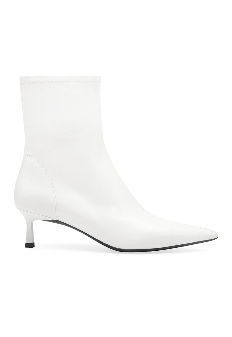 Кожени боти с цип - Бял Potamy