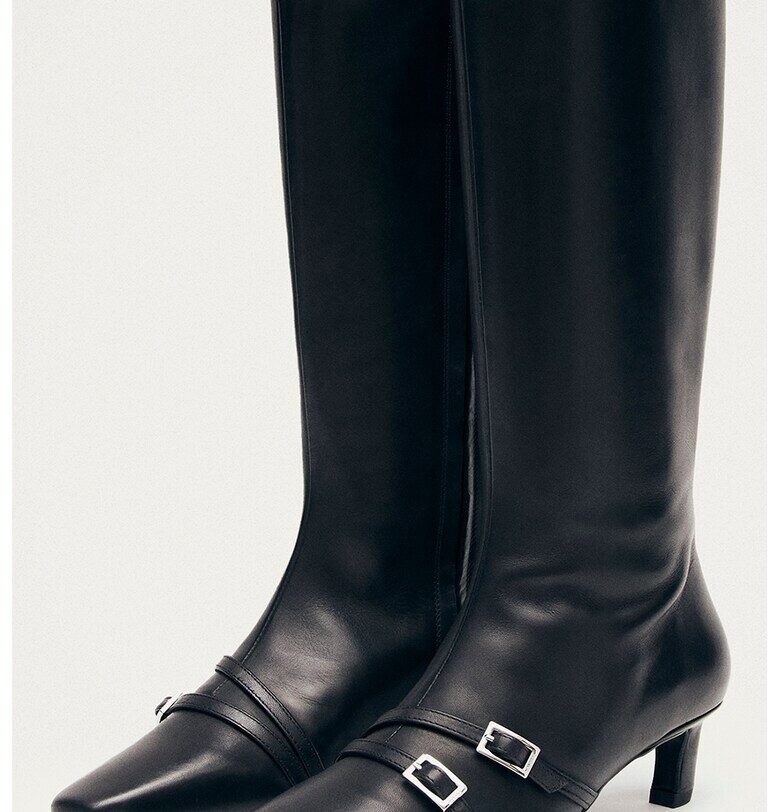 Кожени ботуши с тока - Черен ALOHAS