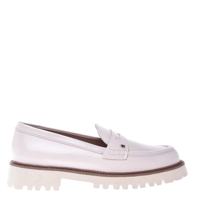 Кожени мокасини с метален монограм - Слонова кост Baldinini
