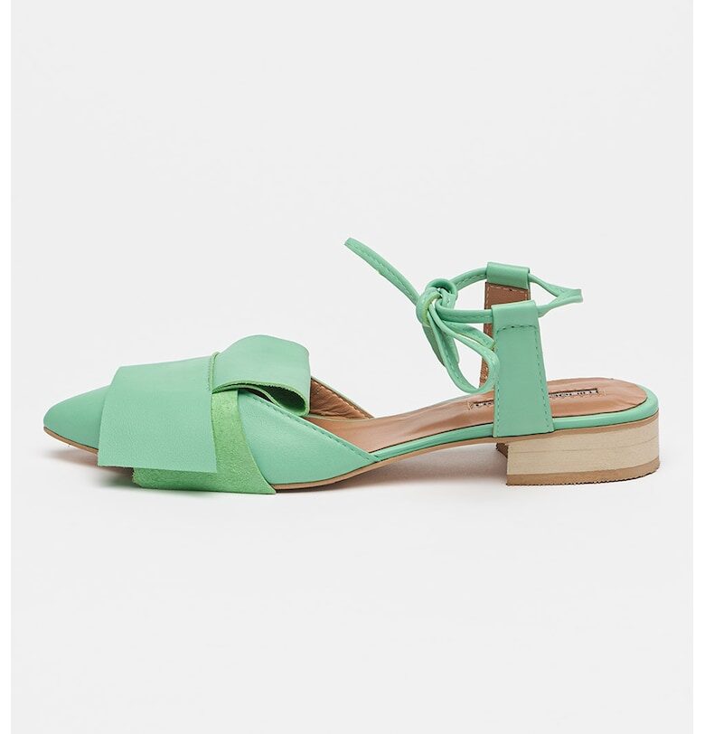 Кожени пантофки с остър връх - Лайм зелено Mihaela Glavan