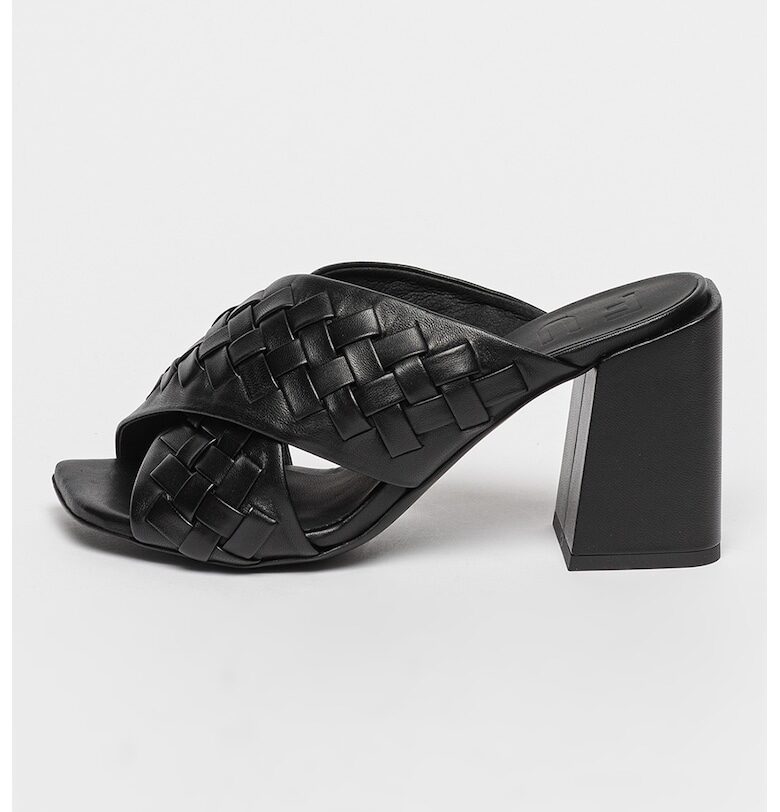 Кожени сандали Gerla с ток и сплетен дизайн - Черен Furla