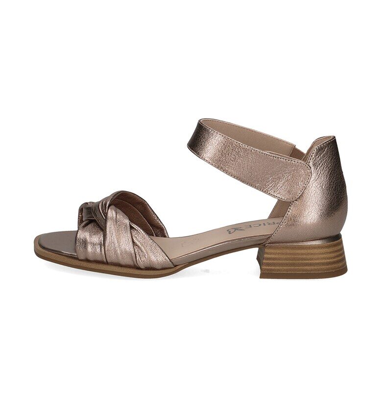 Кожени сандали с кръстосани каишки - Златист Caprice