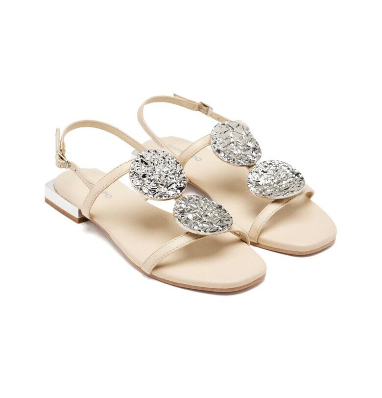 Кожени сандали с тока и метални елементи - Мръснобял Gioseppo