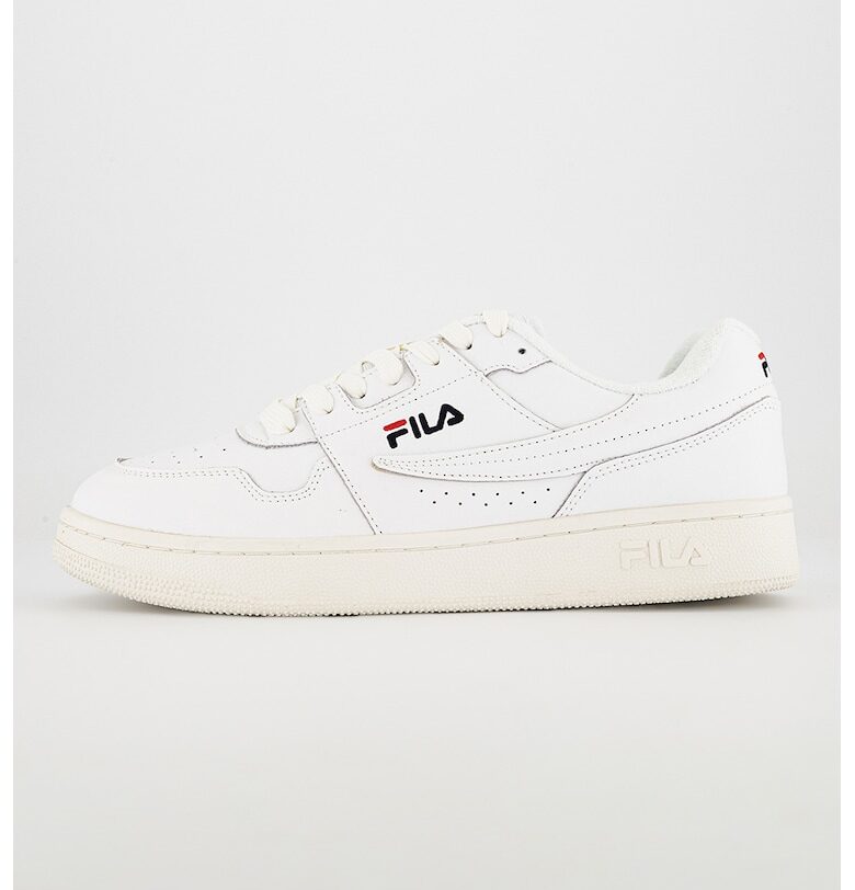 Кожени спортни обувки Arcade с лого - Бял Fila