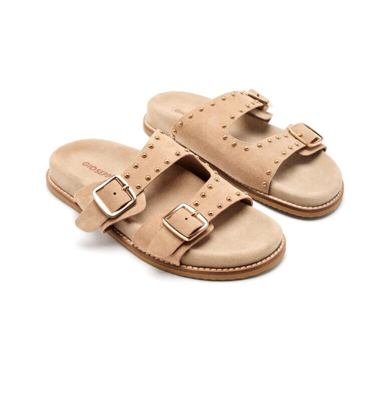 Кожени чехли Stella - Бежов Gioseppo