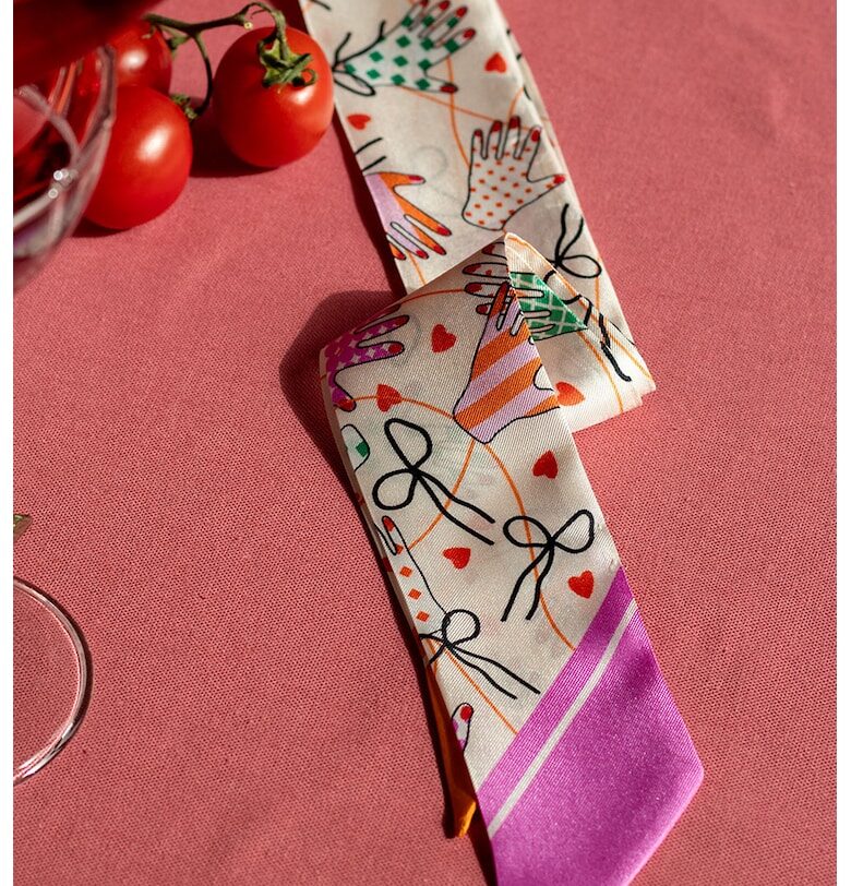 Копринен шал с десен Mauverien