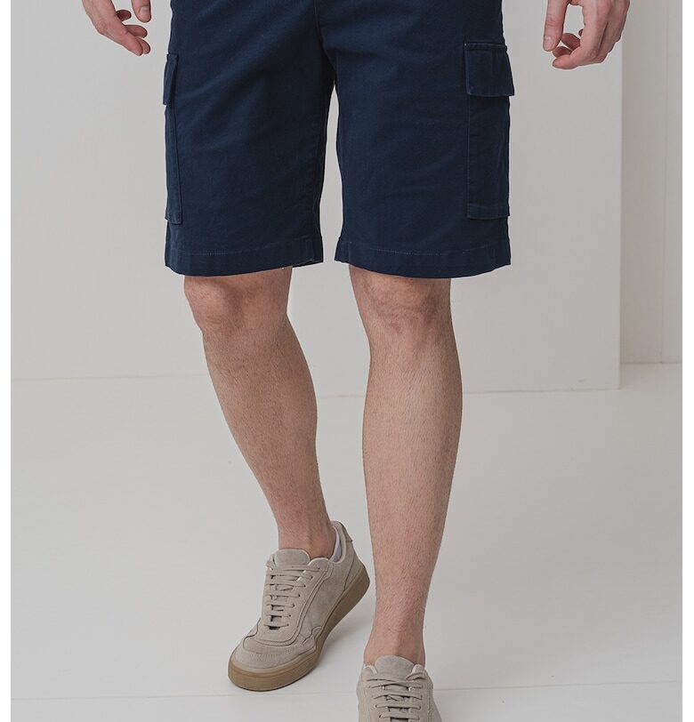 Къс карго панталон с джобове - Ултрамарин синьо CALVIN KLEIN