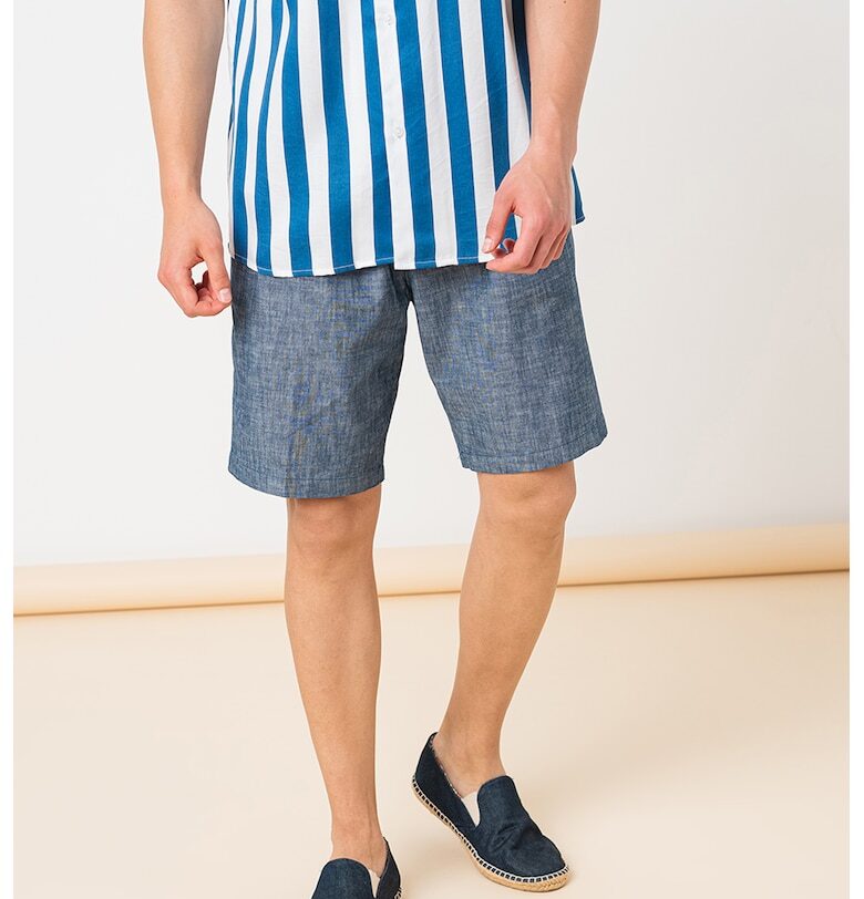 Къс памучен панталон с набирания отпред - Тъмносин United Colors of Benetton