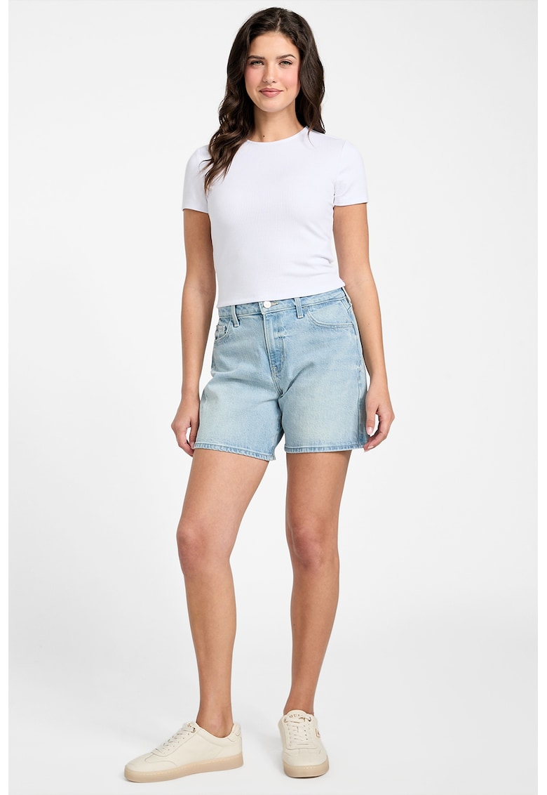 Къс панталон от деним със захабен ефект - Пастелносин GUESS