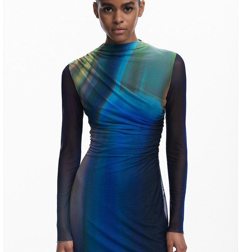 Къса вталена рокля с шарка тип батик - Кралско Синьо/Зелени аспержи DESIGUAL