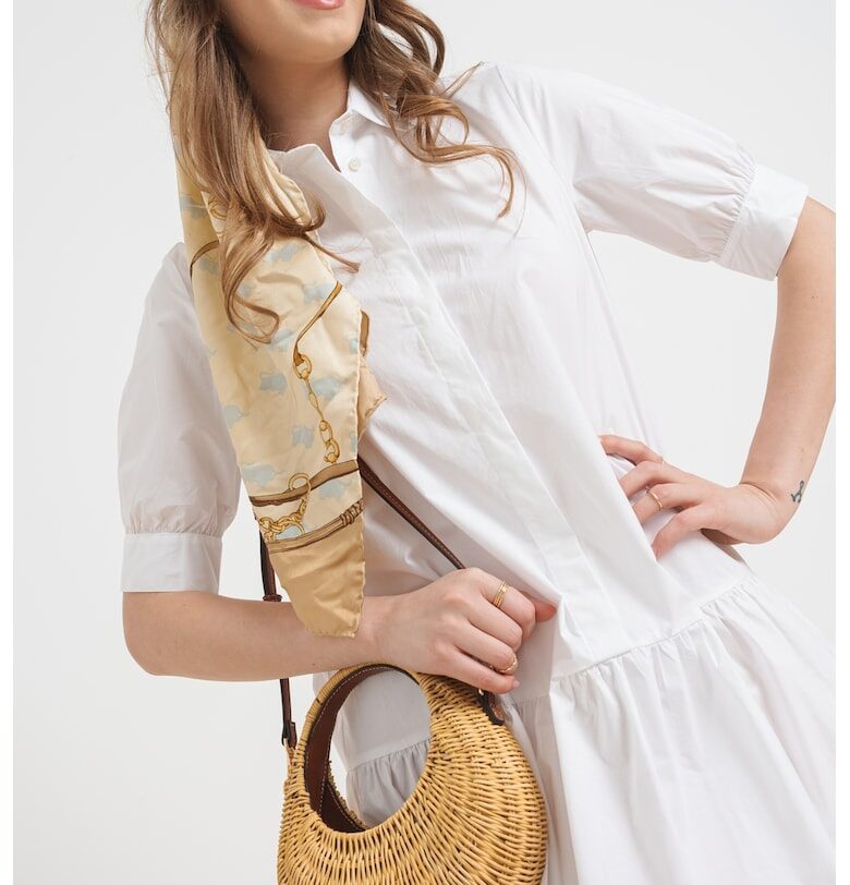 Къса рокля Ebert с набирания - Бял Marella