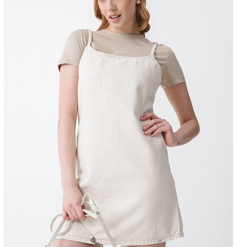 Къса рокля от деним с лиосел - Крем CALVIN KLEIN JEANS