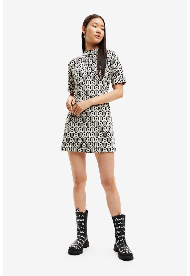 Къса рокля с шарки - Черен/Мръснобял DESIGUAL