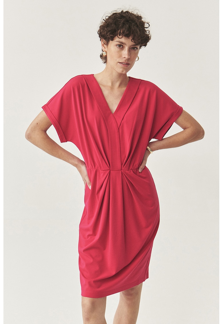 Къса шпиц рокля - Червен Tatuum