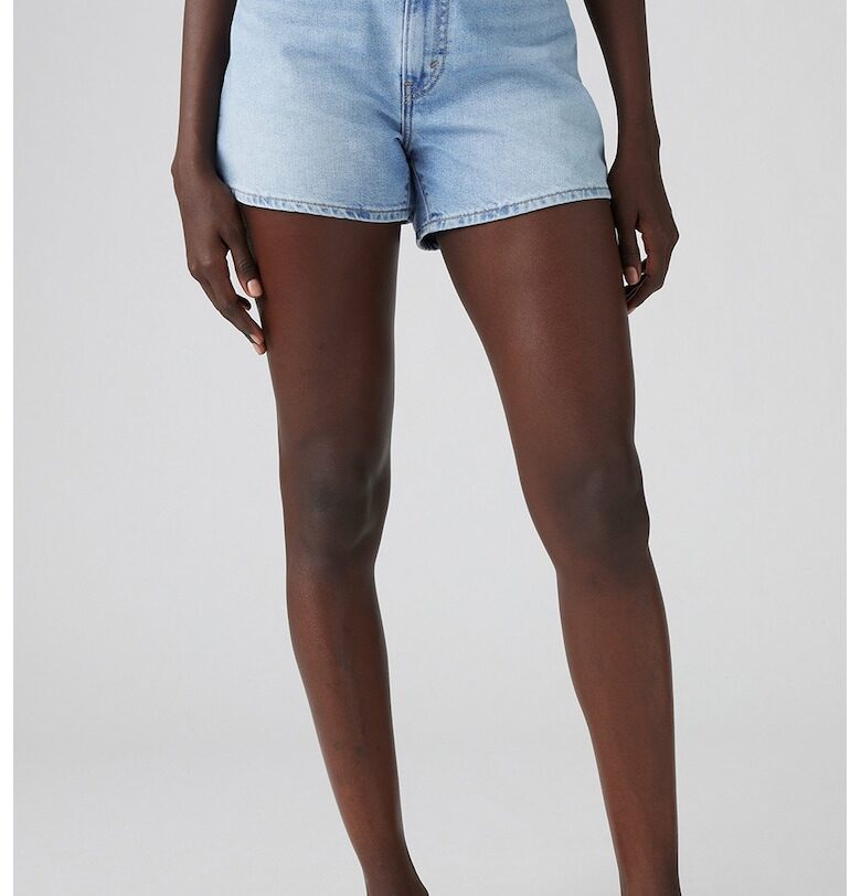 Къси дънки 80's Mom - Светлосин меланж Levis