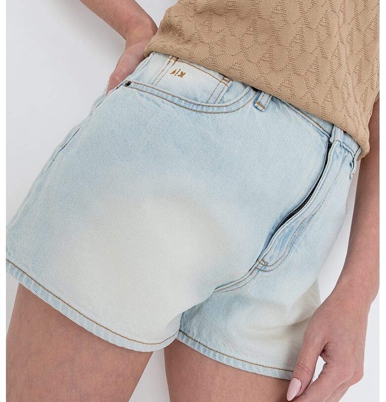 Къси дънки със средна талия - Бледожълт/Бледо синьо ARMANI EXCHANGE