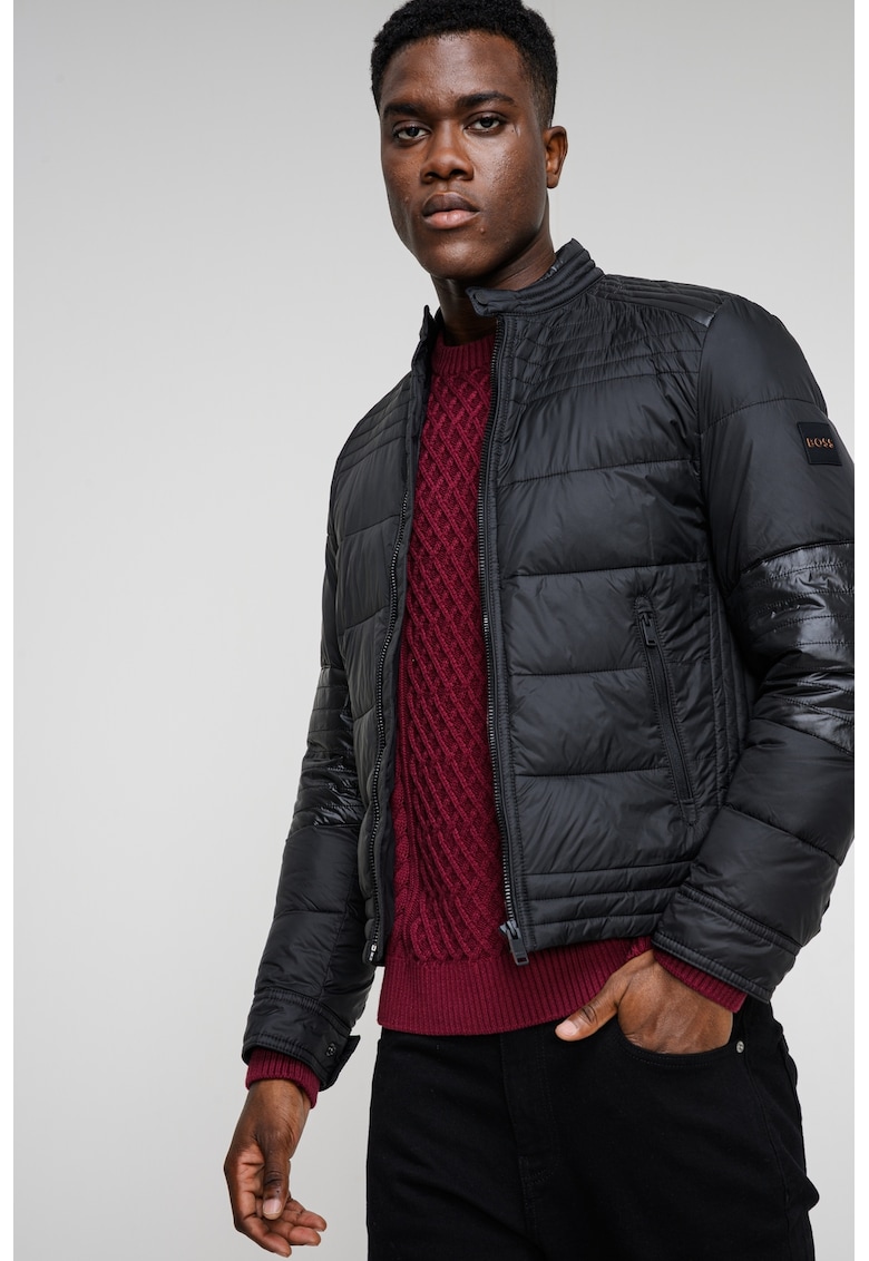 Късо зимно яке с джобове с цип - Черен BOSS