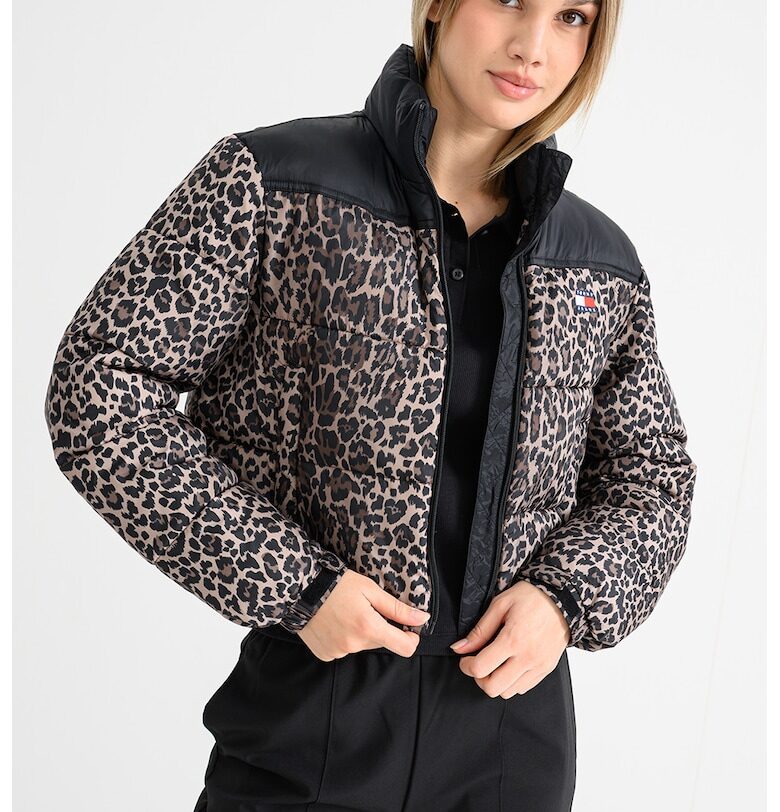 Късо зимно яке с животинска шарка и висока яка - Черен/Кафяв Tommy Jeans