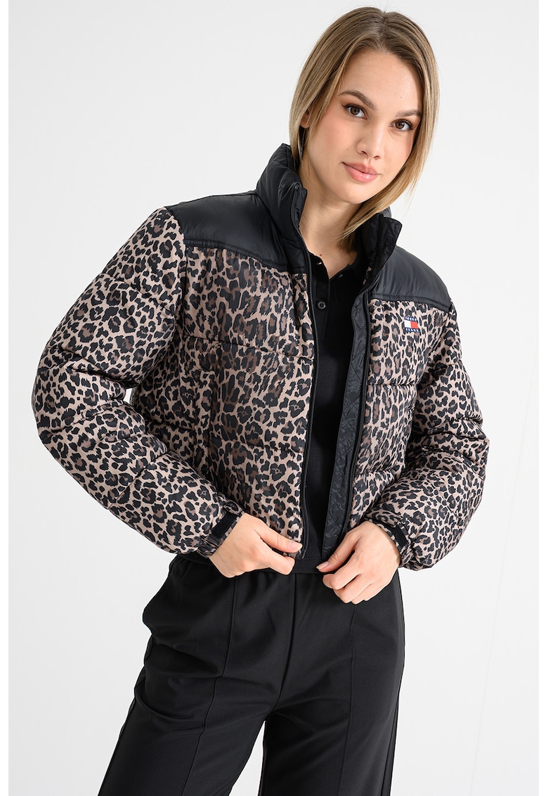 Късо зимно яке с животинска шарка и висока яка - Черен/Кафяв Tommy Jeans