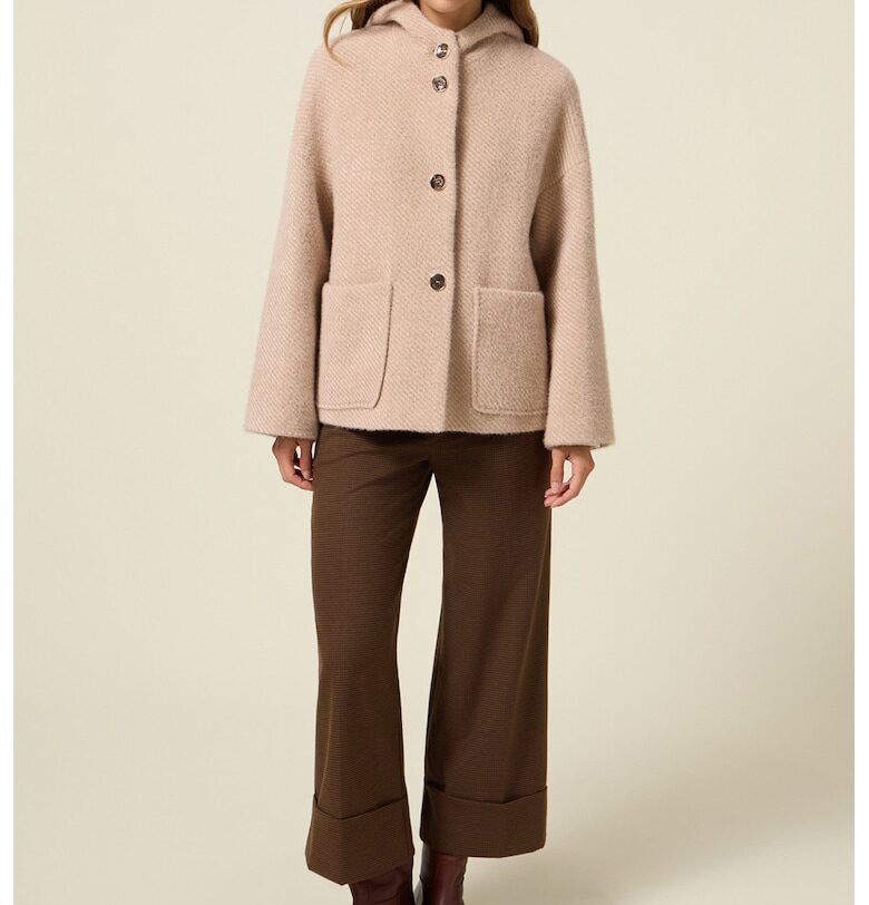 Късо палто с копчета и качулка - Бежов Oltre