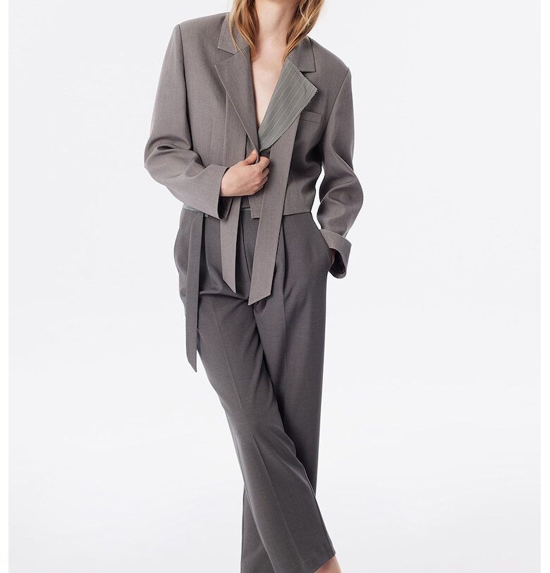 Късо свободно яке с двойни ревери - Светло сив TWIST