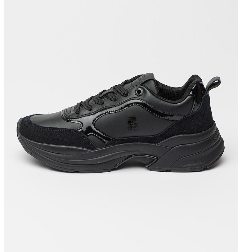 Масивни полускосени маратонки Runner от лачена кожа - Черен Tommy Hilfiger