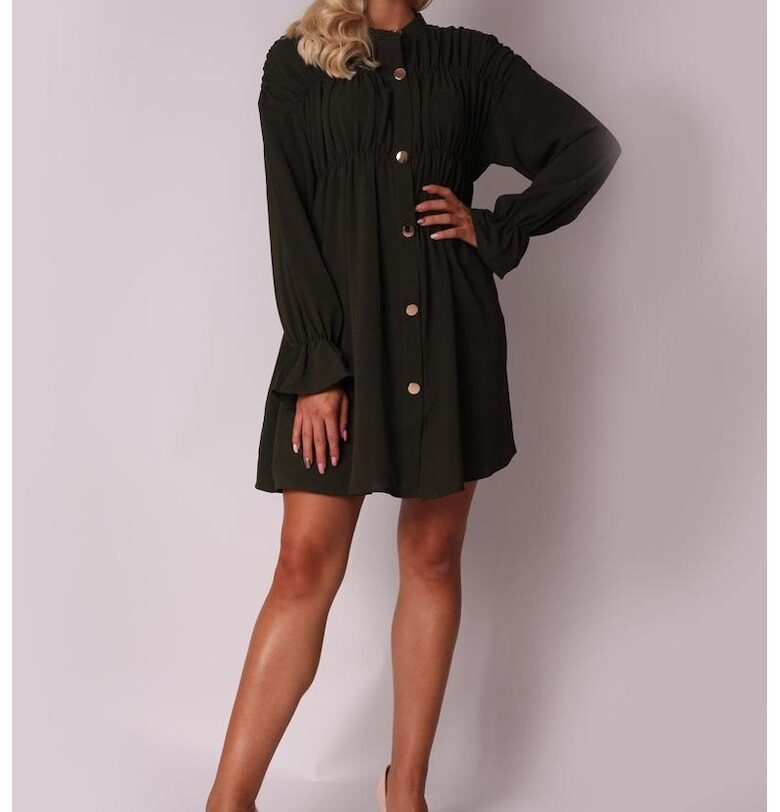 Маслинена рокля с дълъг ръкав - с плисета и златни копчета DA1694 - Зелен Ax Paris