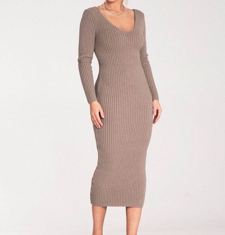 Миди рокля  вталена - бежова - вискоза - един размер Figl