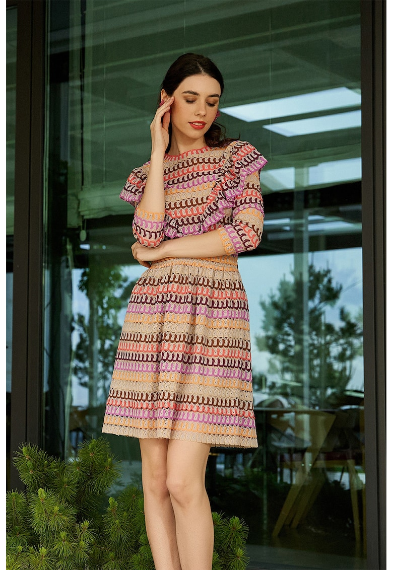 Мини рокля AVENUE № 29 - Плетена - с шарка и волани - Червен/Кафяв/Виолетов AVENUE No29