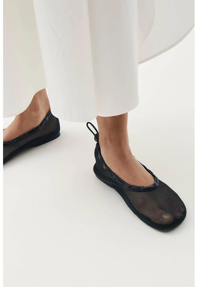 Мрежести пантофки с овален връх - Черен ALOHAS