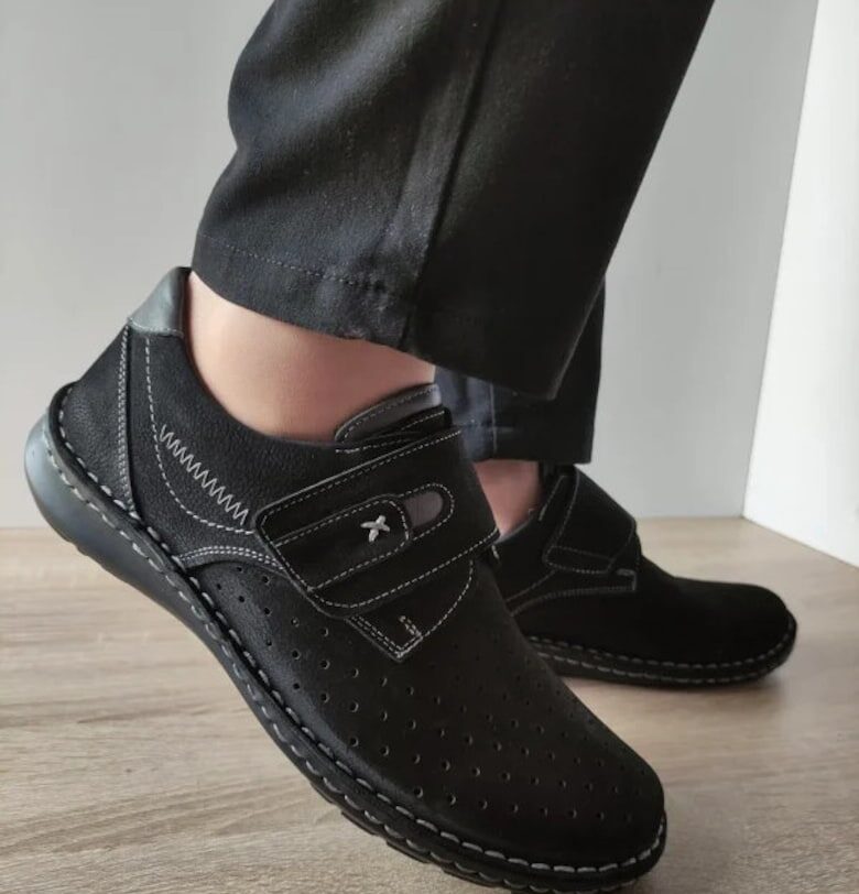 Мъжки ежедневни обувки  9583 01-2 - перфорирани - Черни набук - Черен - Черен Otter