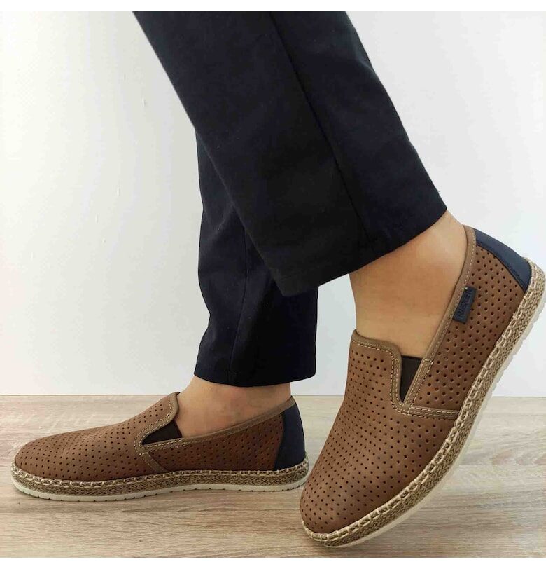 Мъжки ежедневни перфорирани обувки  B5278-24 - 43 - кафяви Rieker