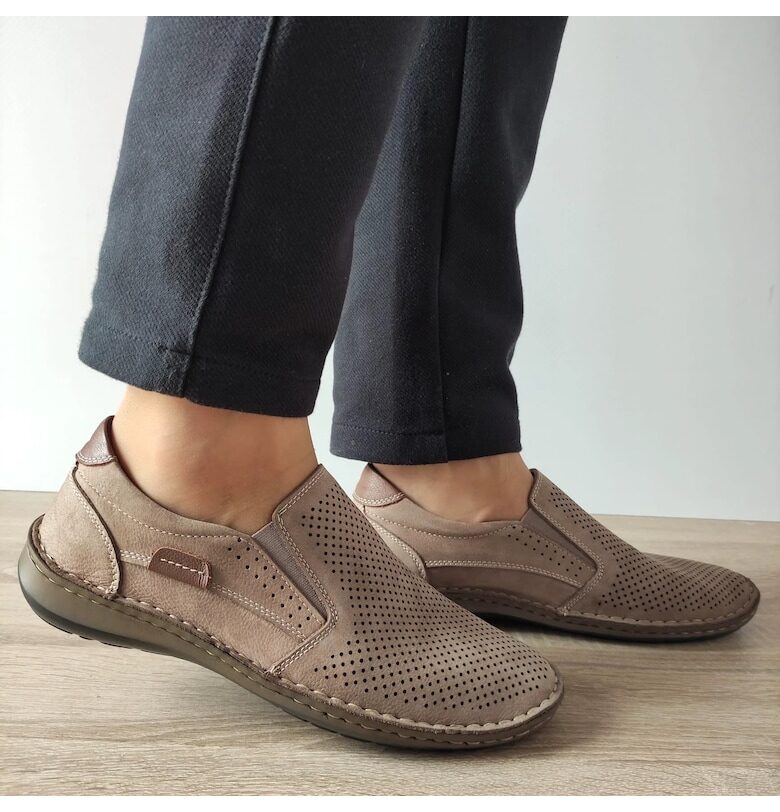 Мъжки перфорирани обувки Dr Jells - Бежов Dr Jells