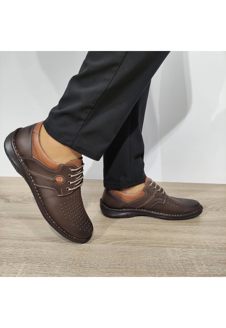 Мъжки перфорирани обувки Кафяв Nicolis