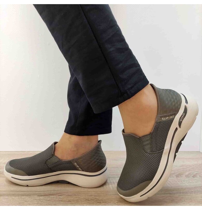 Мъжки спортни обувки  216259 Tpe - Кафяв - Бежов Skechers